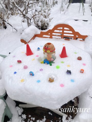 冠雪のアンパンマンたち